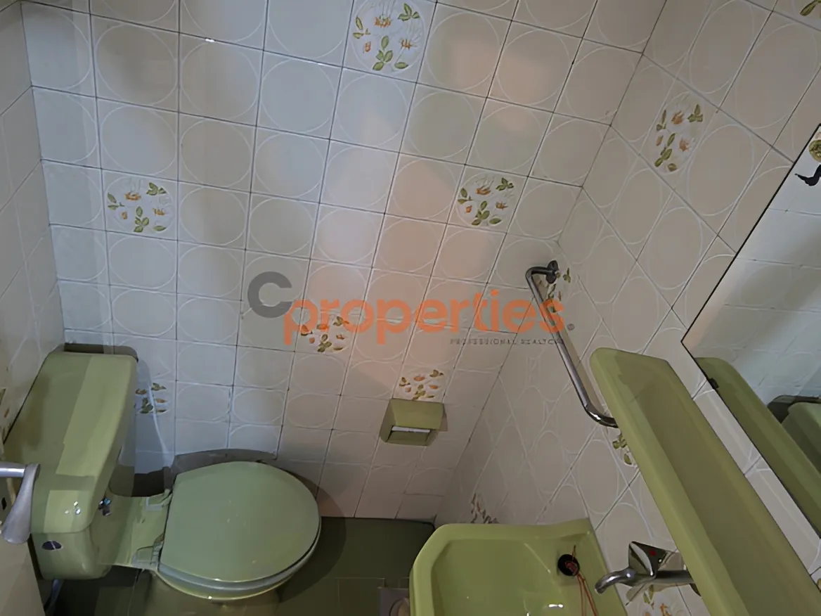 Shop for Sale in Forn El Chebbak