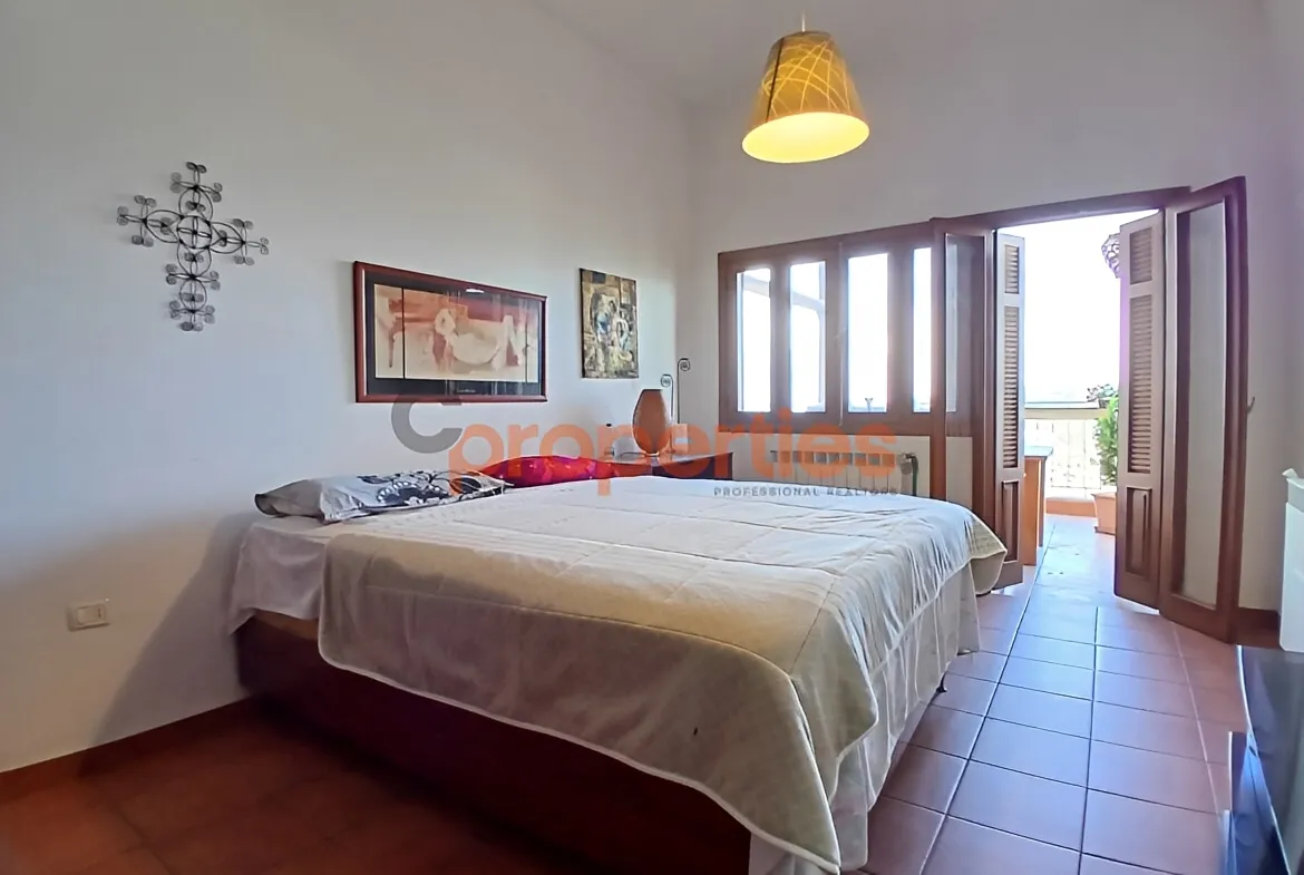 Apartment for Sale in Bolonia