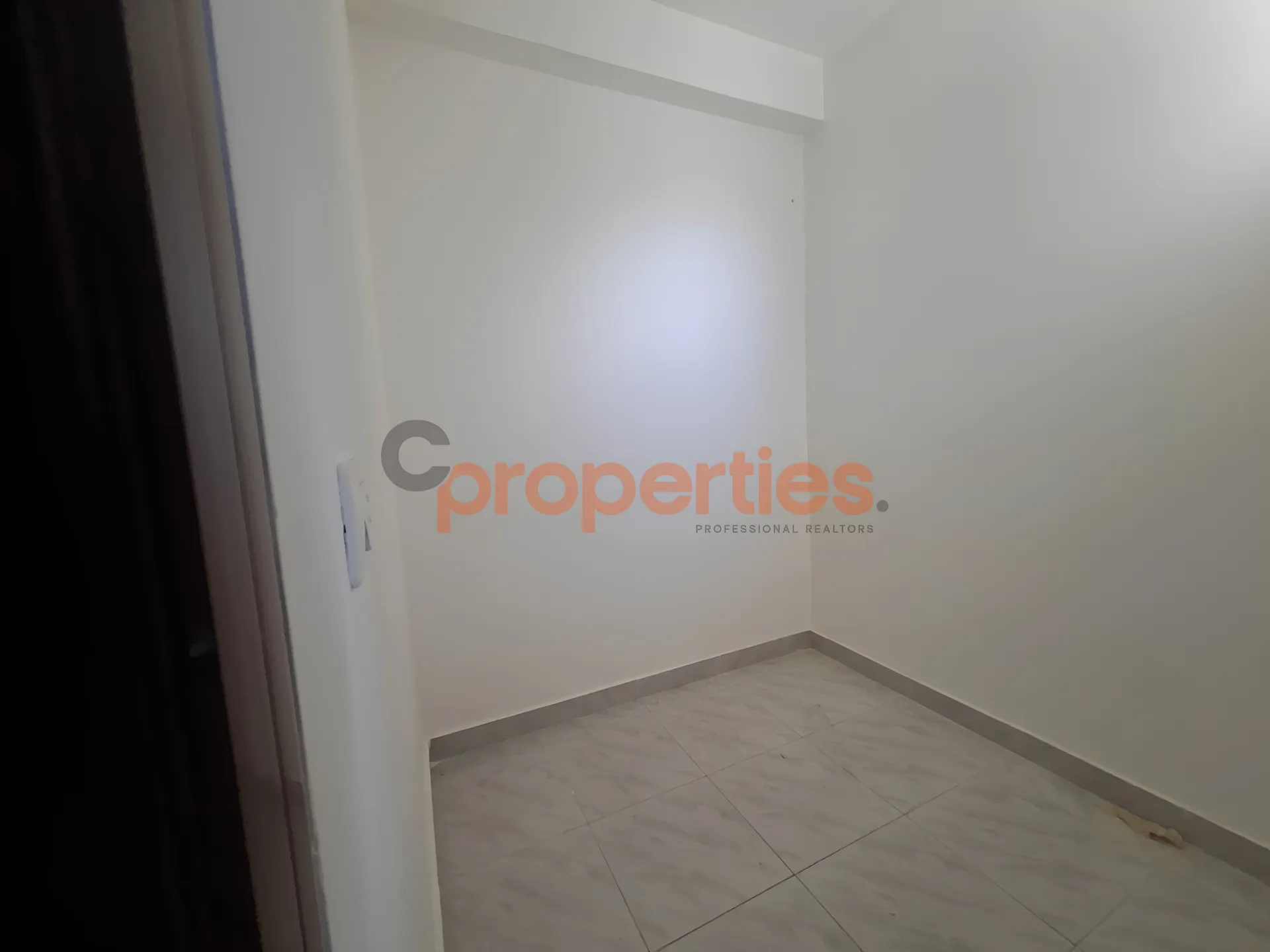 Apartment for Rent in Halat