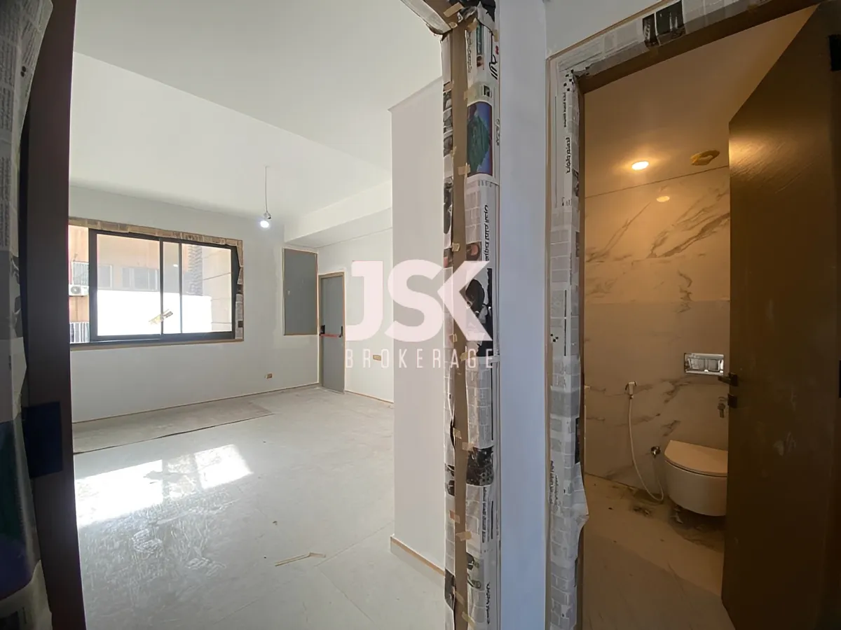 Apartment for Sale in Zokak el Blat, Beirut - 2 bed, 4 bath