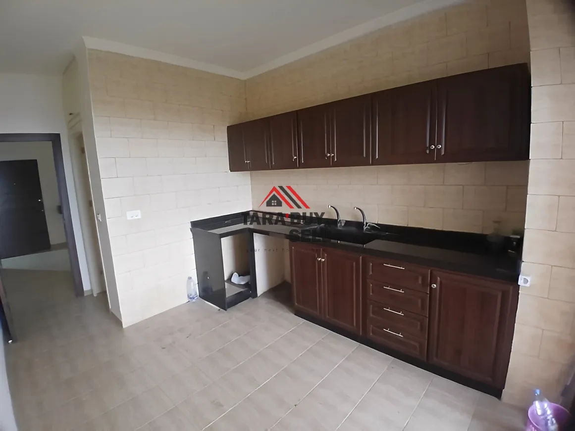 Apartment for Sale in Kfar Mashoun, Lebanon - 2 bed, 2 bath