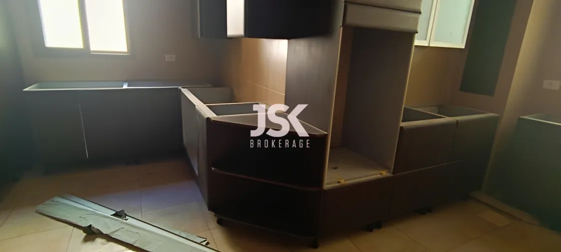 Triplex for Sale in Chnaneir, Lebanon