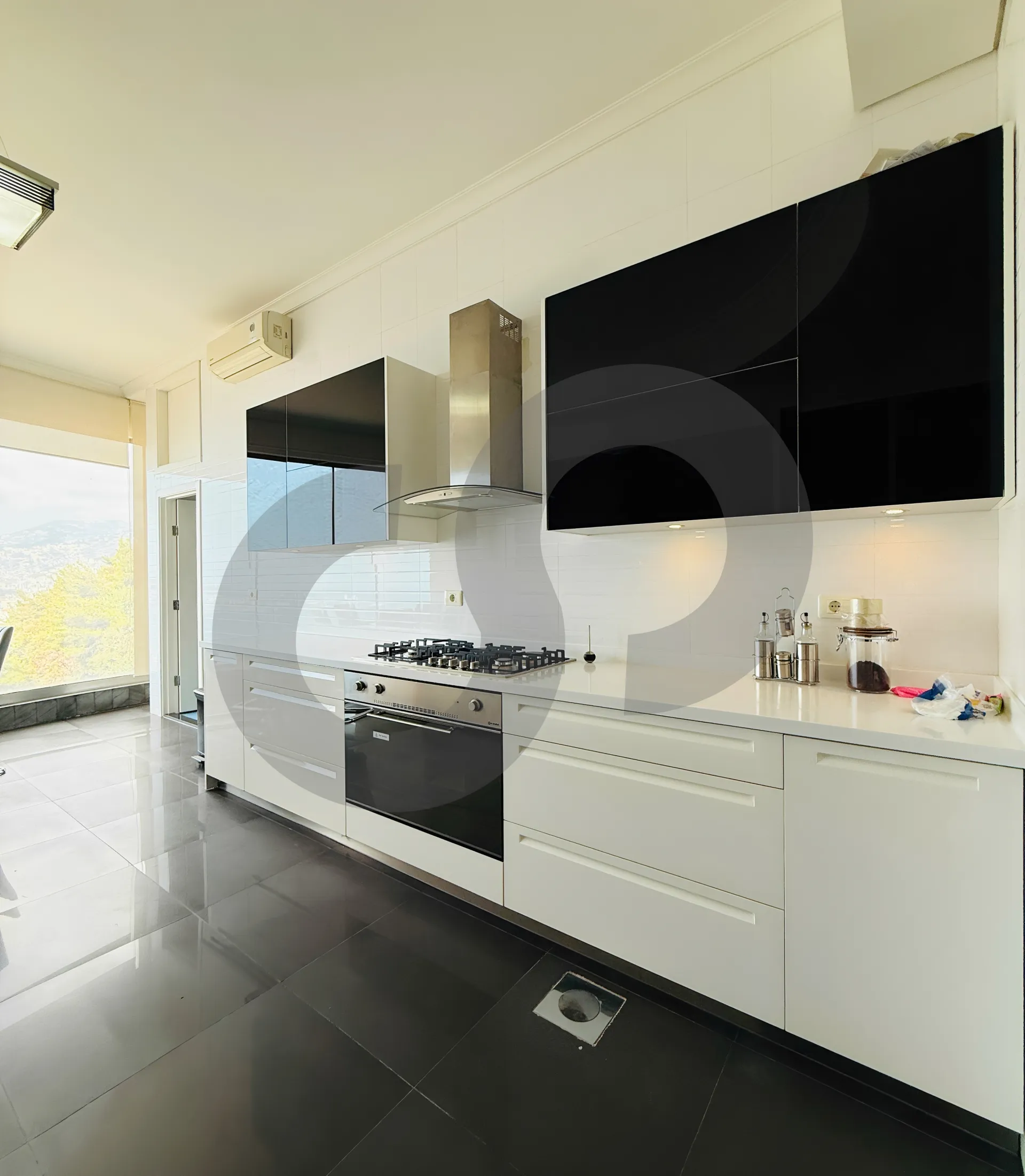 Penthouse for rent in Sahel Alma