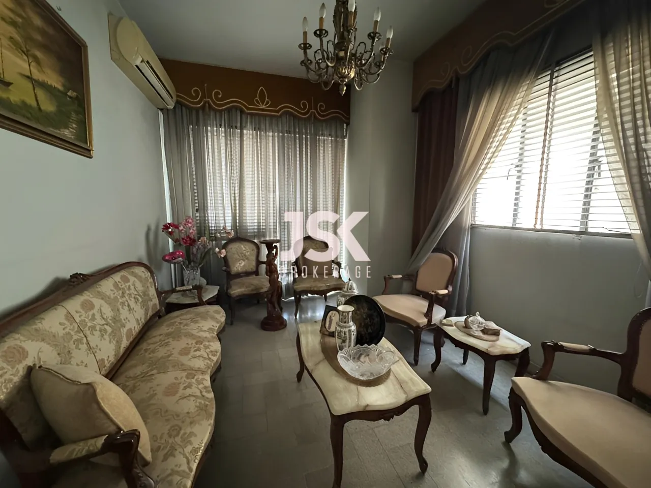 Apartment for Sale in Ain El Remmaneh - 2 bed, 107 bath