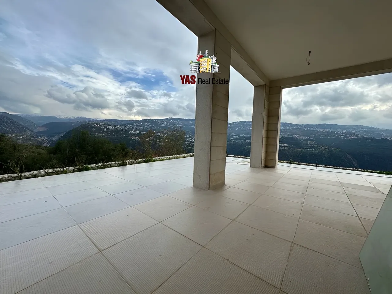 Villa for Sale in Ajaltoun