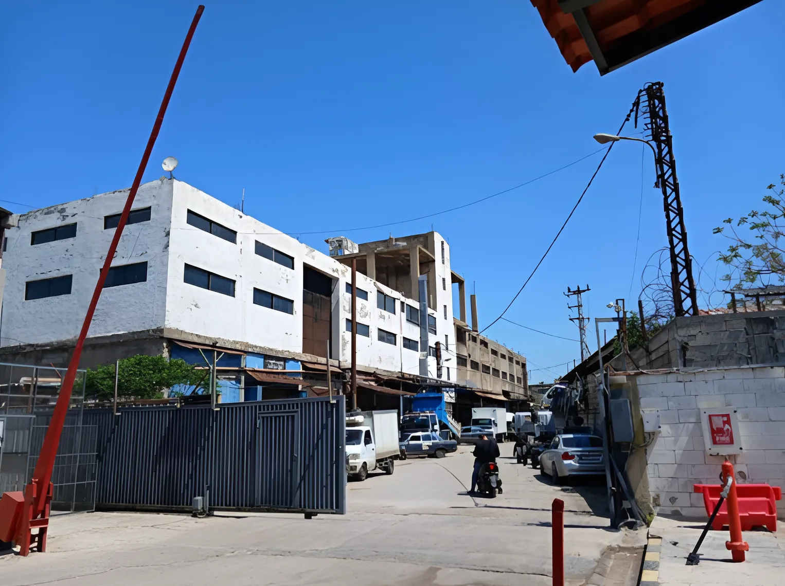 Industrial Unit for sale in Al Beddaoui