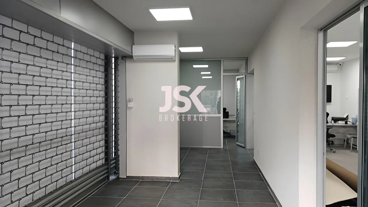 Shop for sale in Dbayeh
