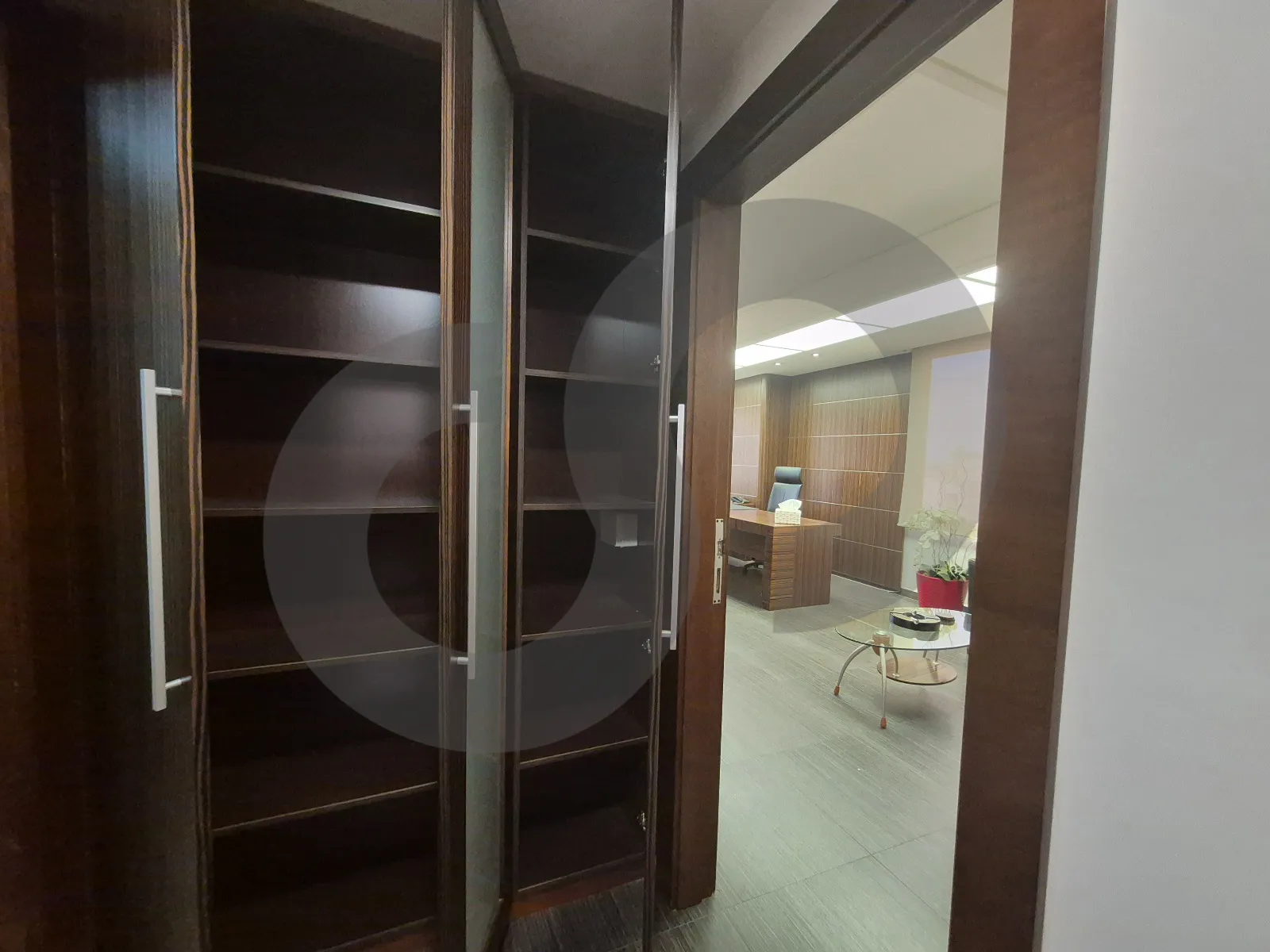 Office for Sale in Zalqa