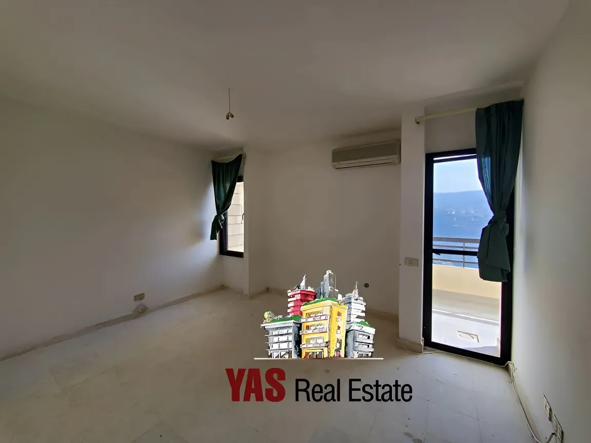 Apartment for Sale in Ajaltoun