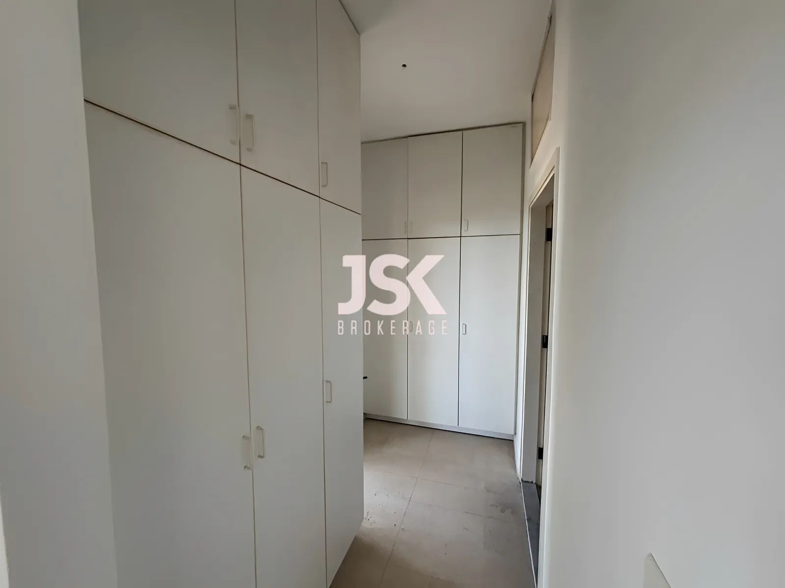 Apartment for Sale in Zikrit