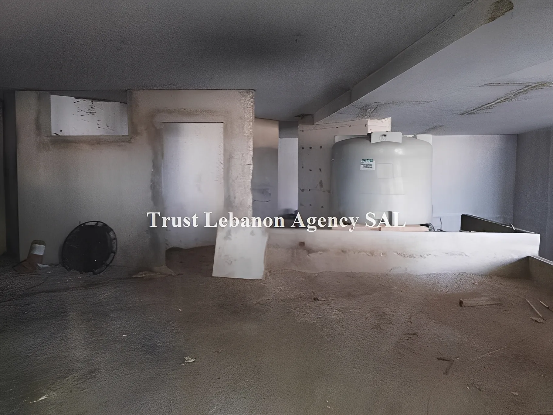 Warehouse for sale in Metn, Bsalim