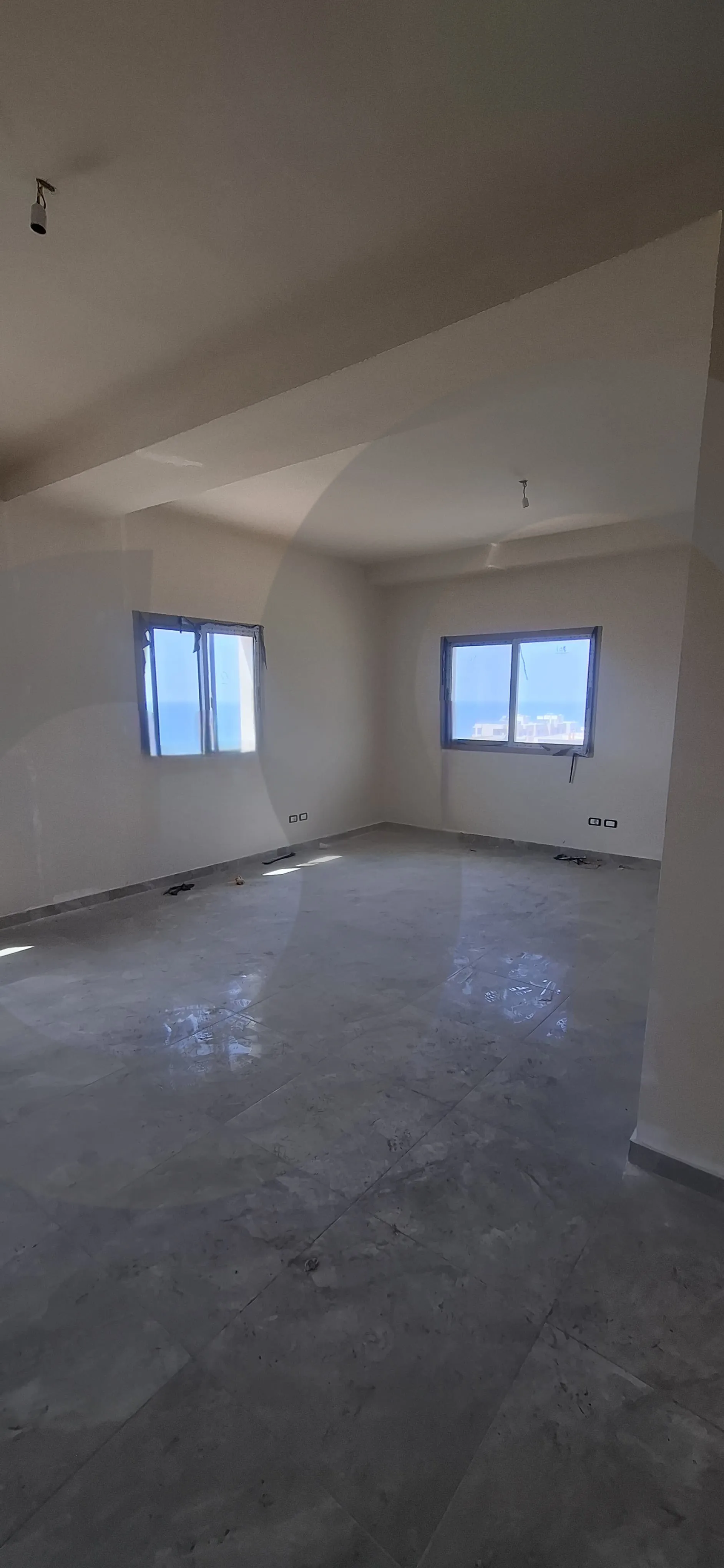 Building for Rent in Jiyeh