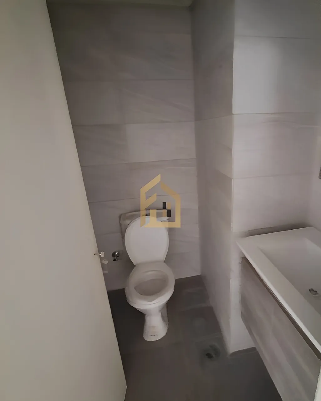 Office for Rent in Zalqa, Lebanon