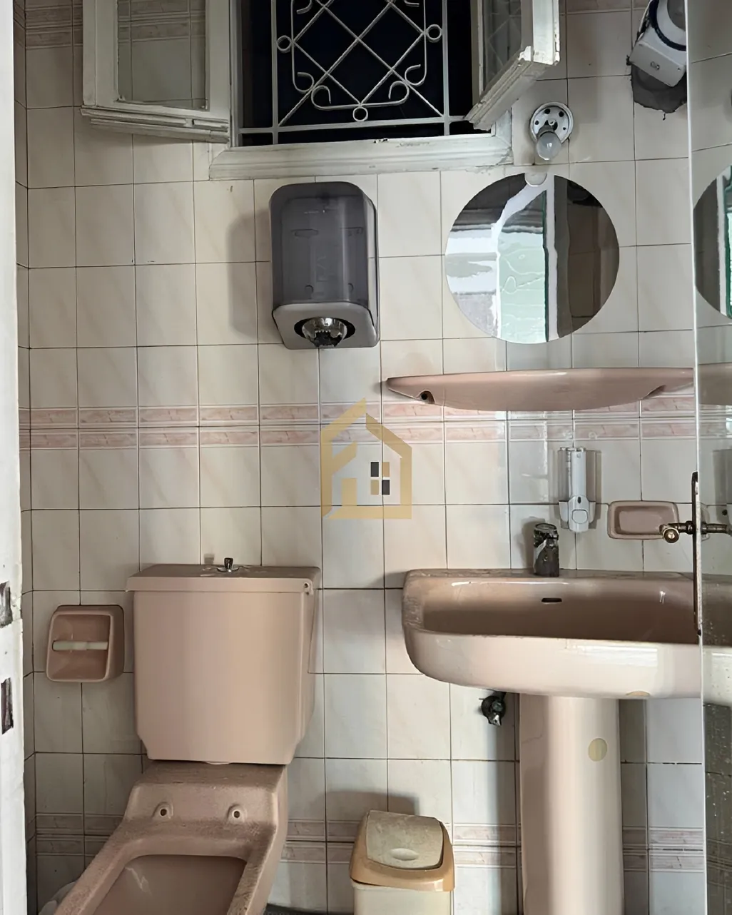 Shop for rent in Antelias, Lebanon