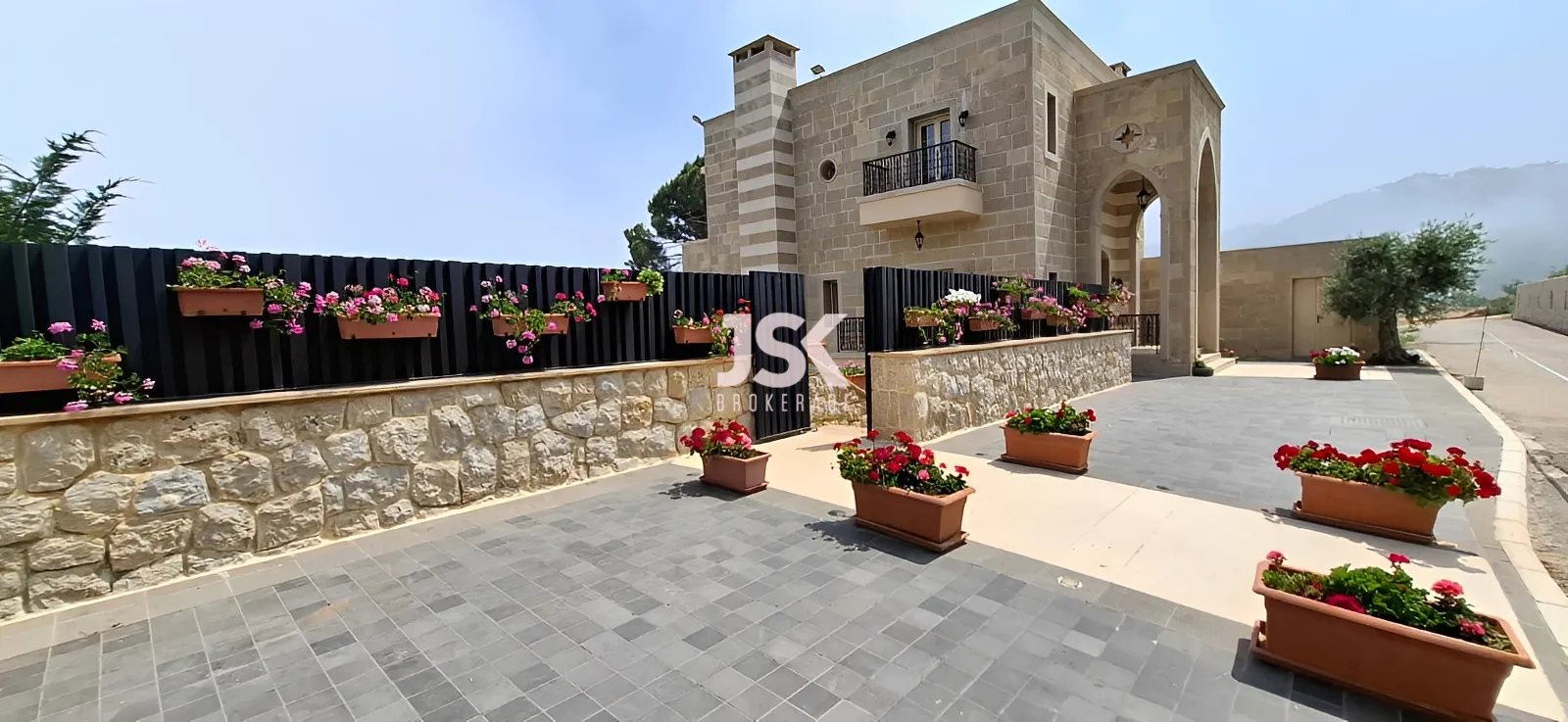 Villa for Rent in Bikfaiya
