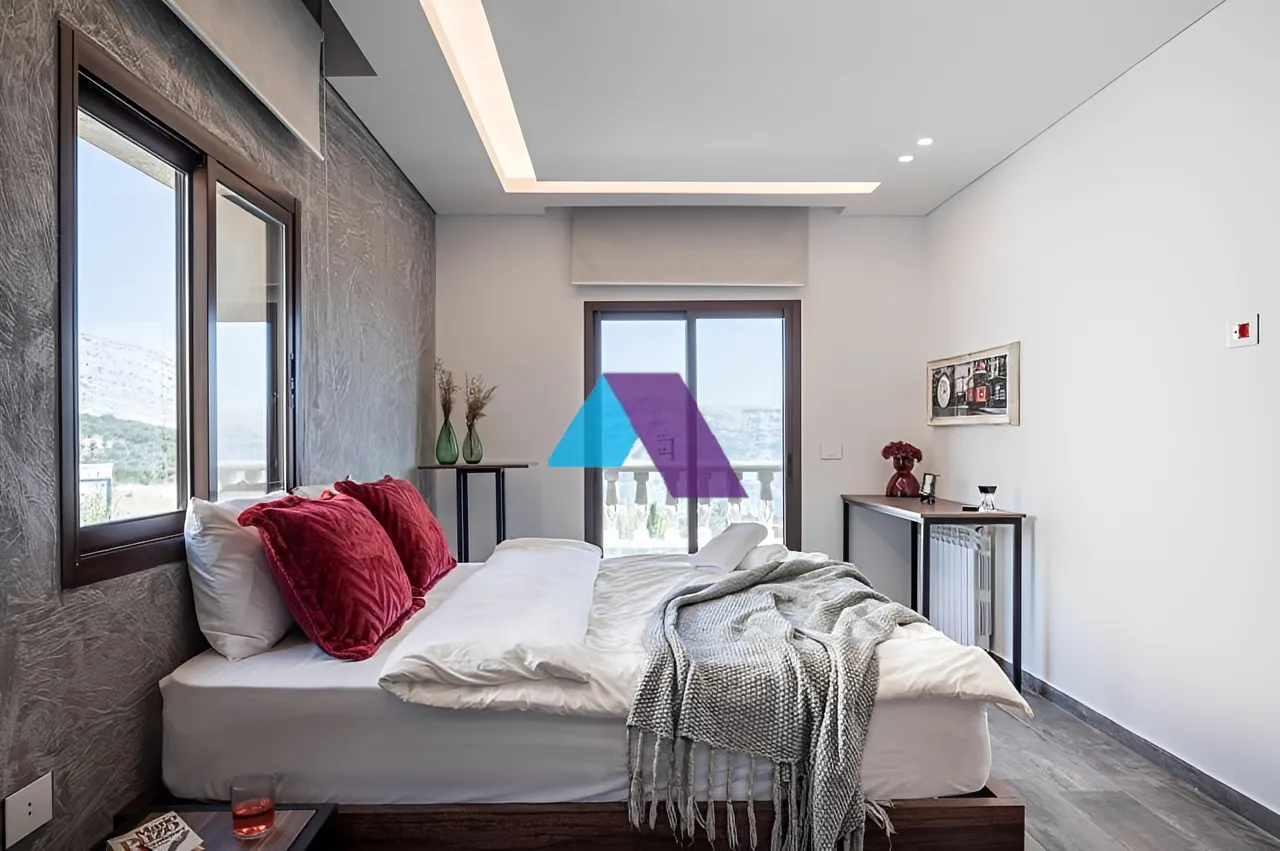 Villa for Sale in Laqlouq