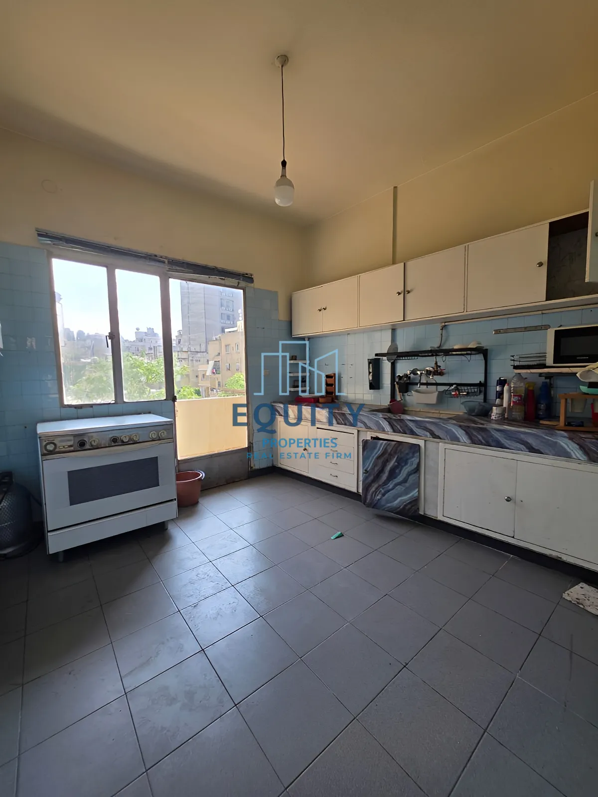Apartment for sale in Jeitaoui