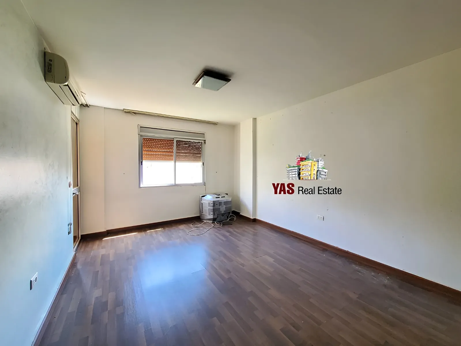 Apartment for Sale in Ballouneh - 3 bed, 3 bath
