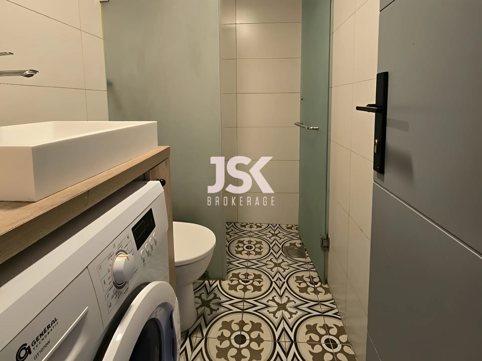 Apartment for Rent in Achrafieh