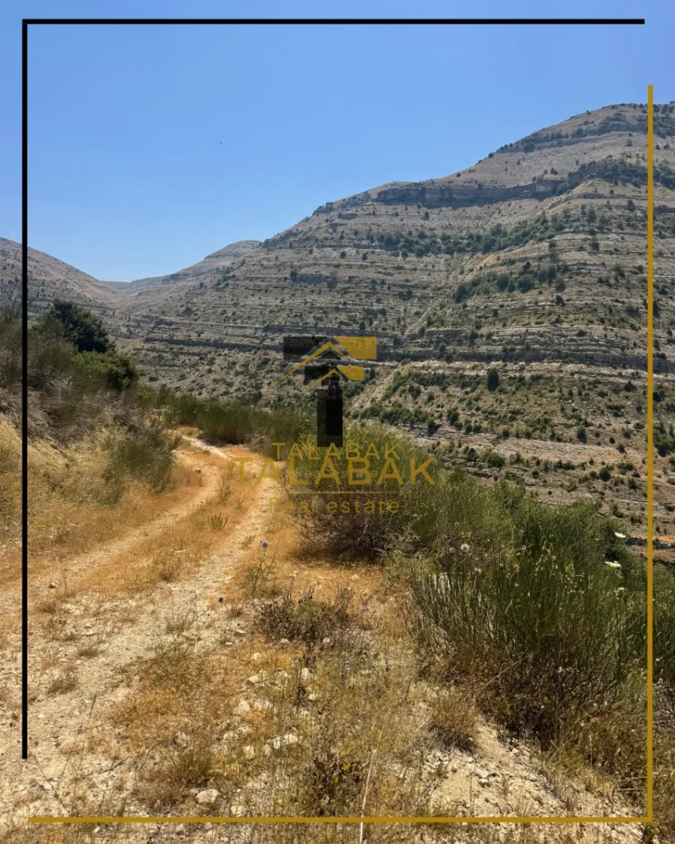 Residential Land for sale in Aaqoura, Lebanon