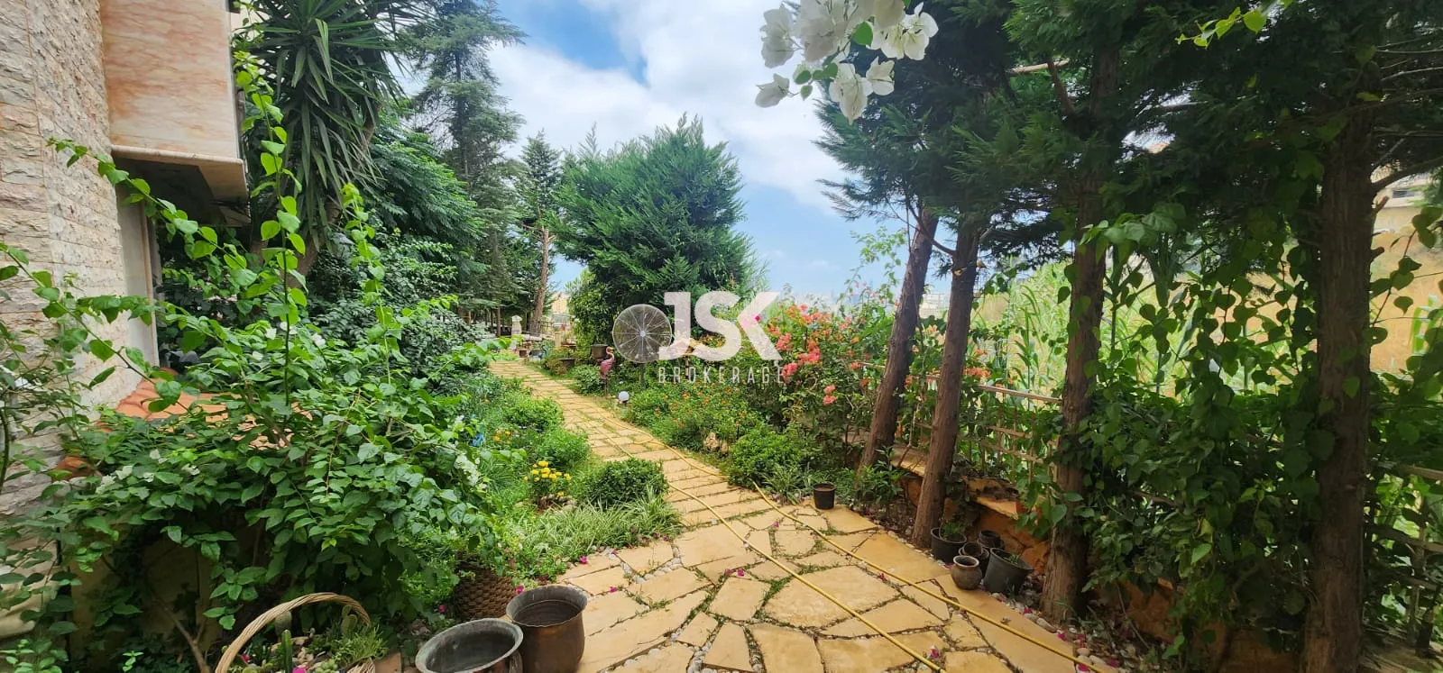 Villa for Sale in Mansourieh