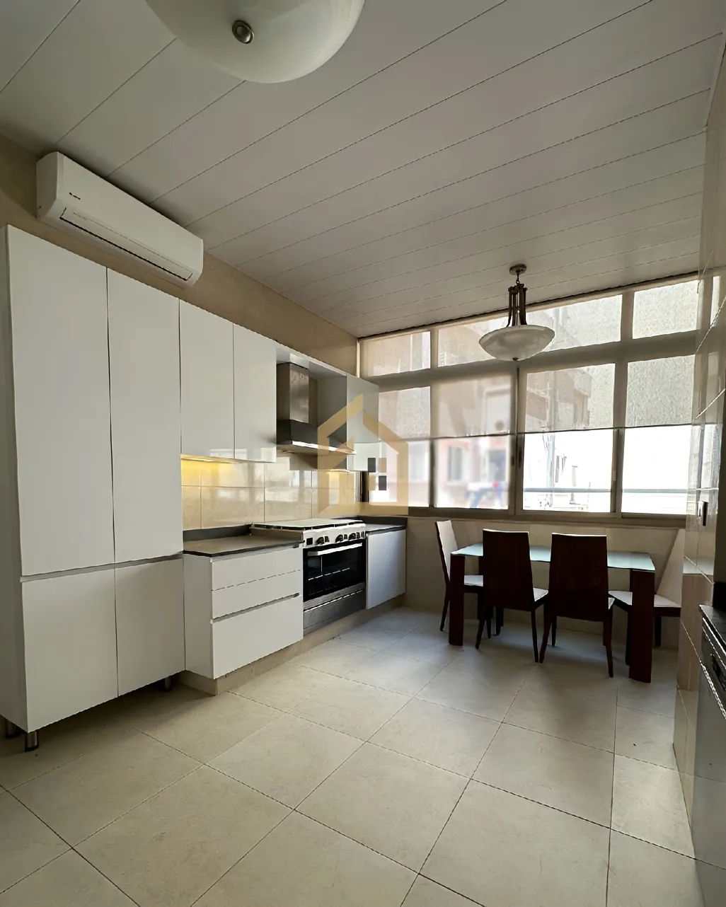 Apartment for sale in Manara