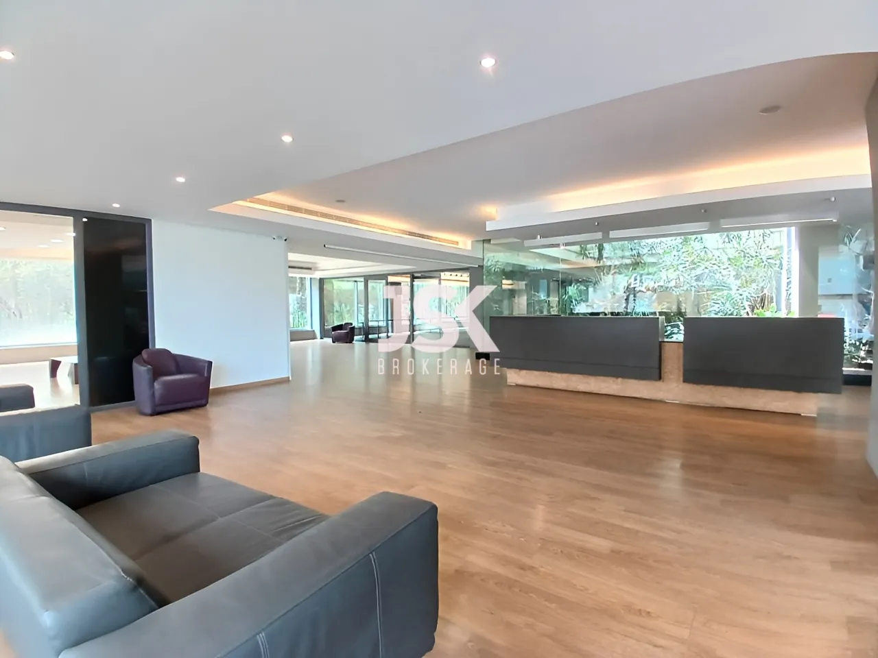 Office for Rent in Horch Tabet