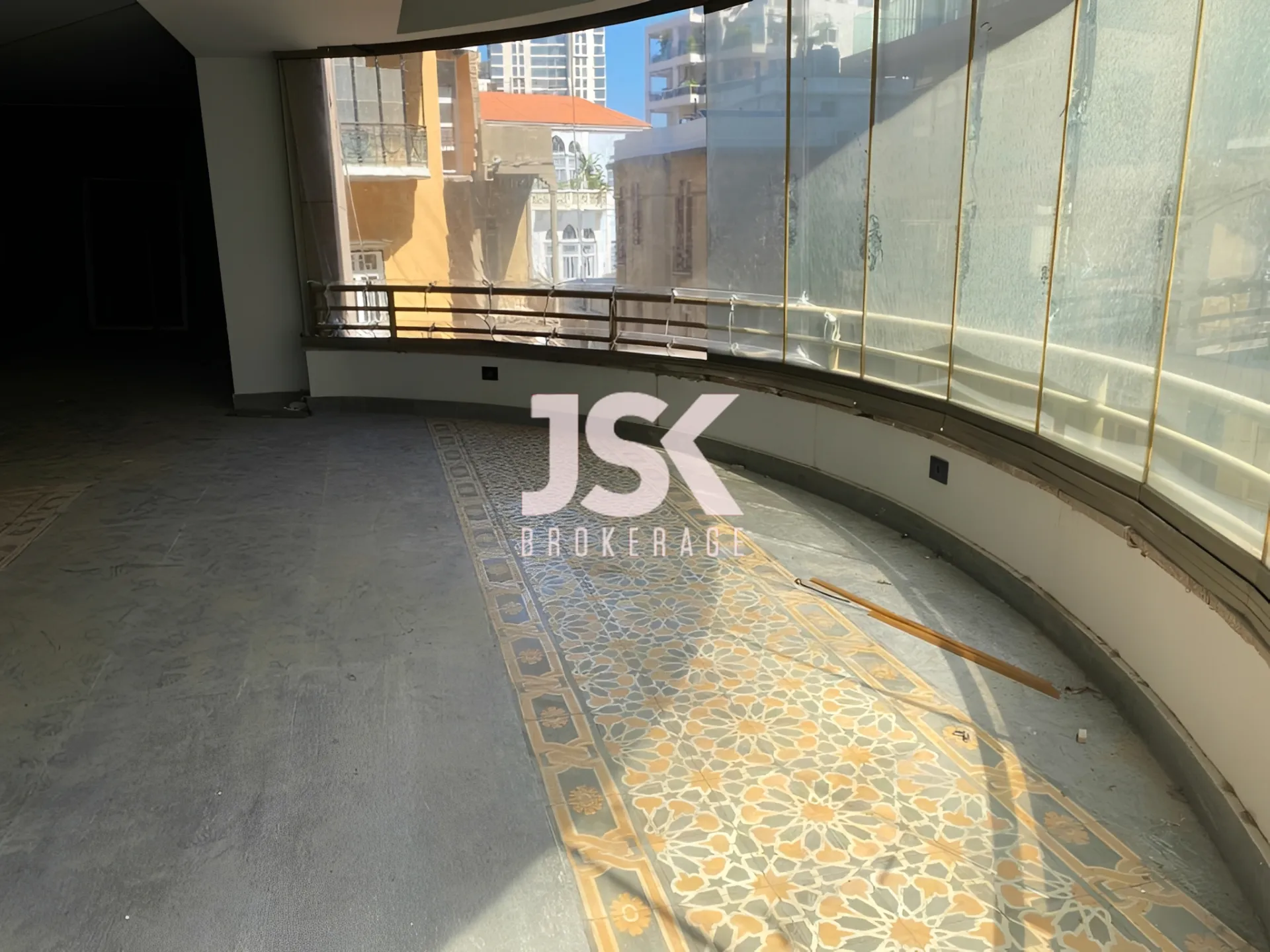 Office for Rent in Tabariss, Achrafieh, Beirut, Lebanon