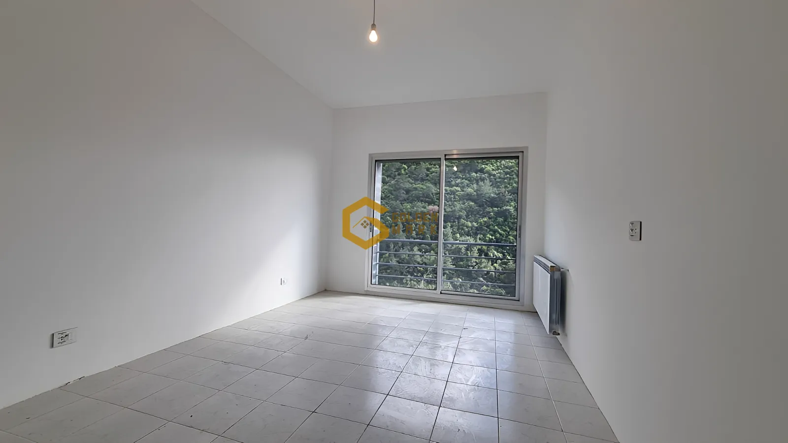 Apartment for Sale in Cornet Chahwan