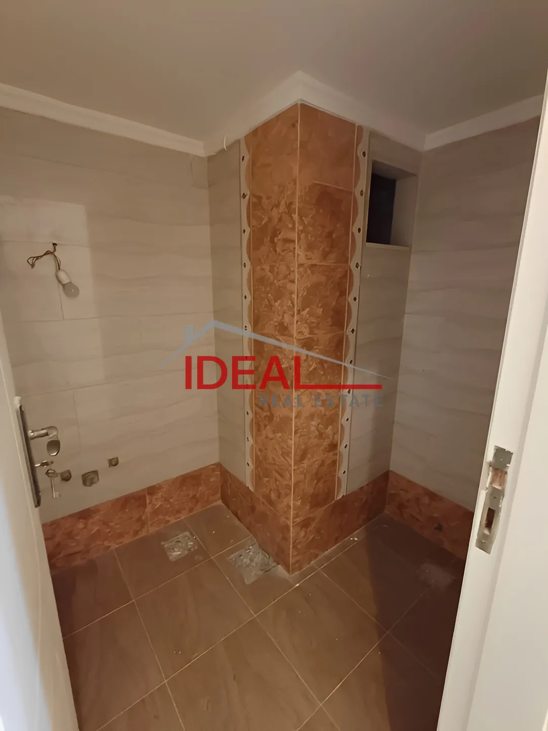 Apartment for Sale in Ijdabra, Lebanon - 3 bed, 3 bath
