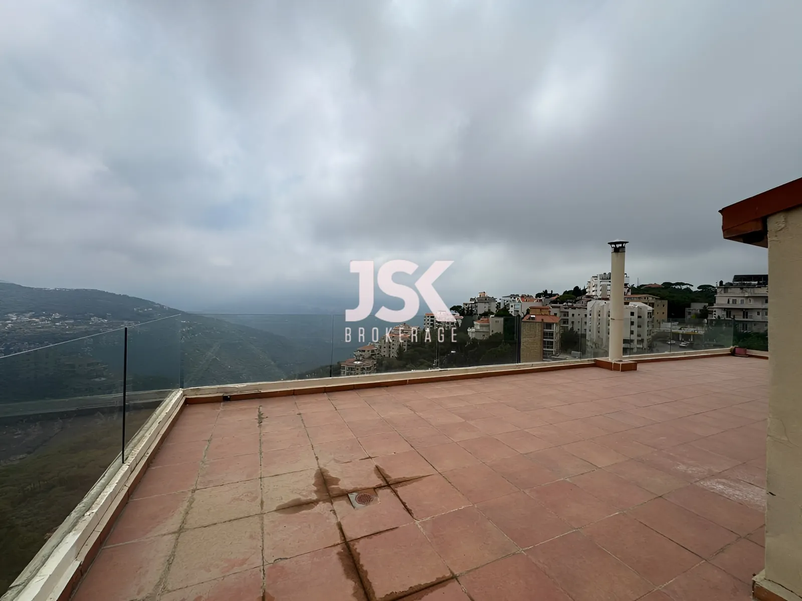 Loft for Rent in Beit Meri