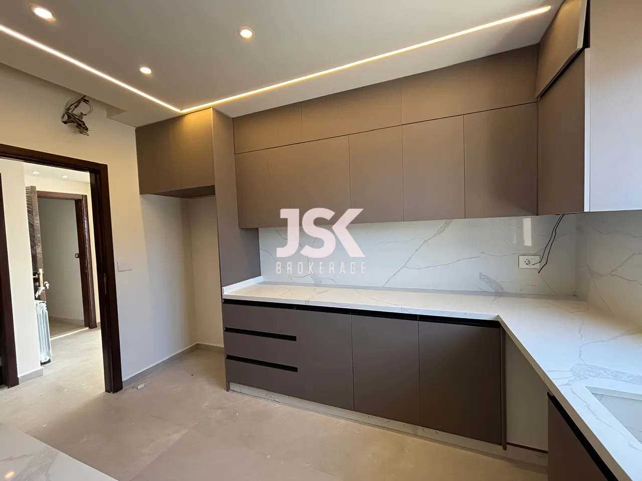 Apartment for Sale in Baabdat