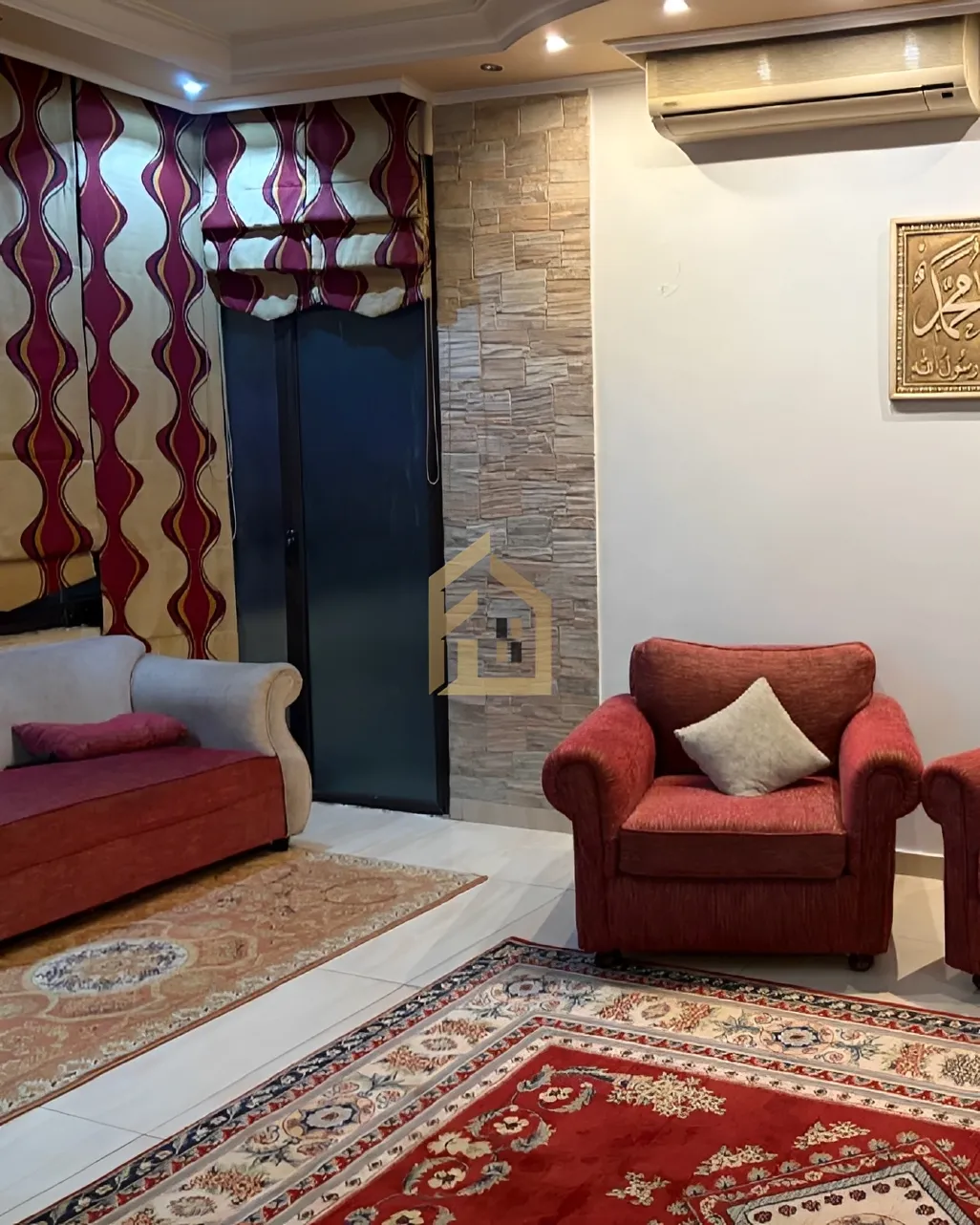Apartment for sale in Tariq El Jdideh, Beirut, Lebanon - 2 bed, 2 bath
