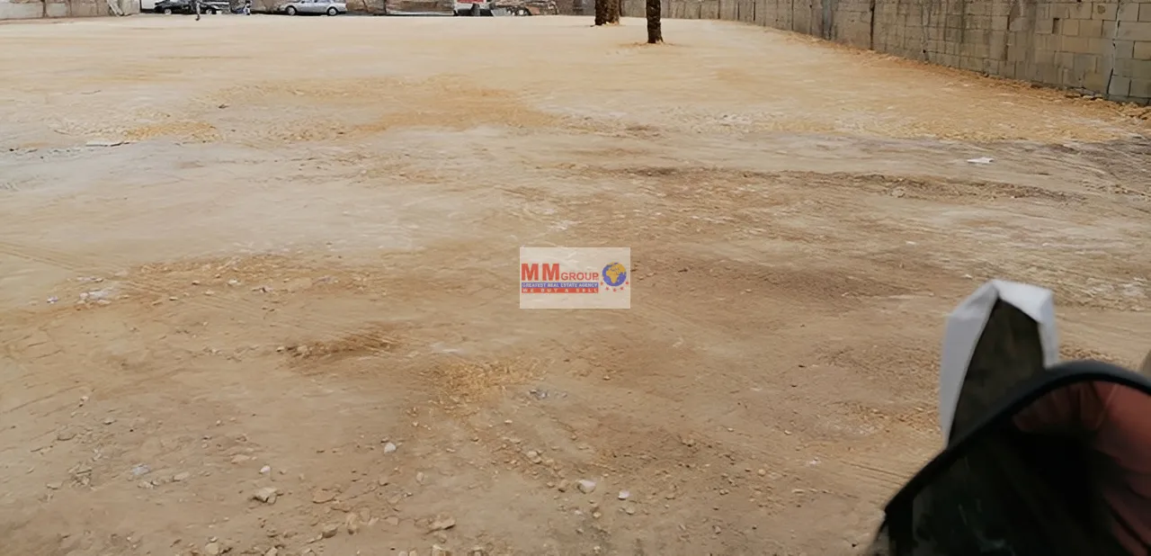 Land for Sale in Daoura