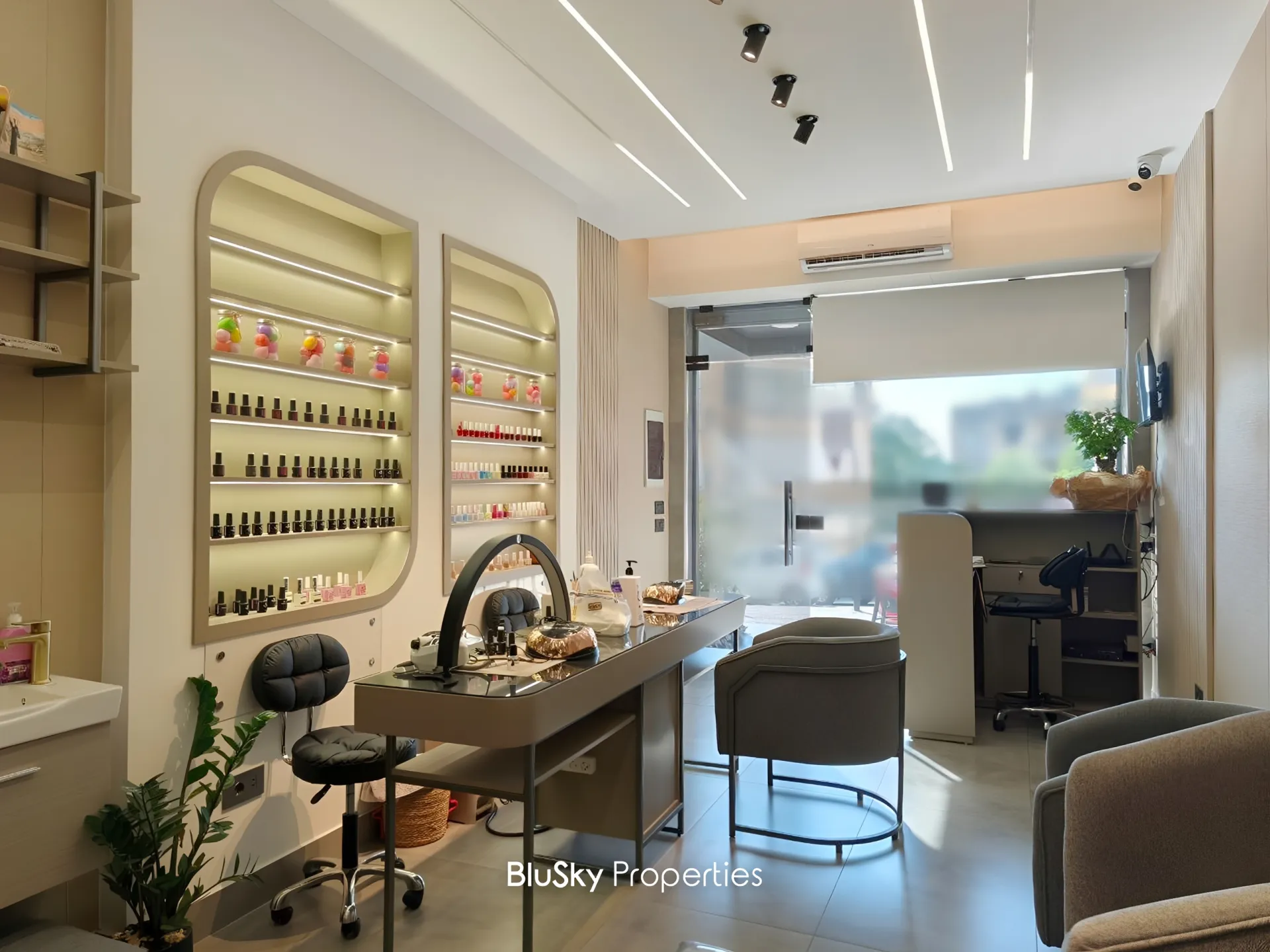 Shop for rent in Rawda, metn, lebanon