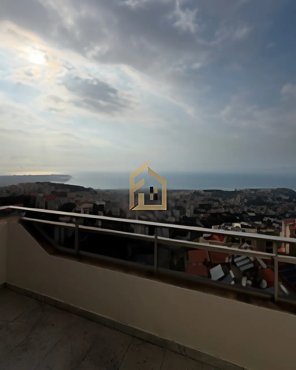 Apartment for rent in Mazraat Yachoua, Lebanon - 3 bed, 3 bath