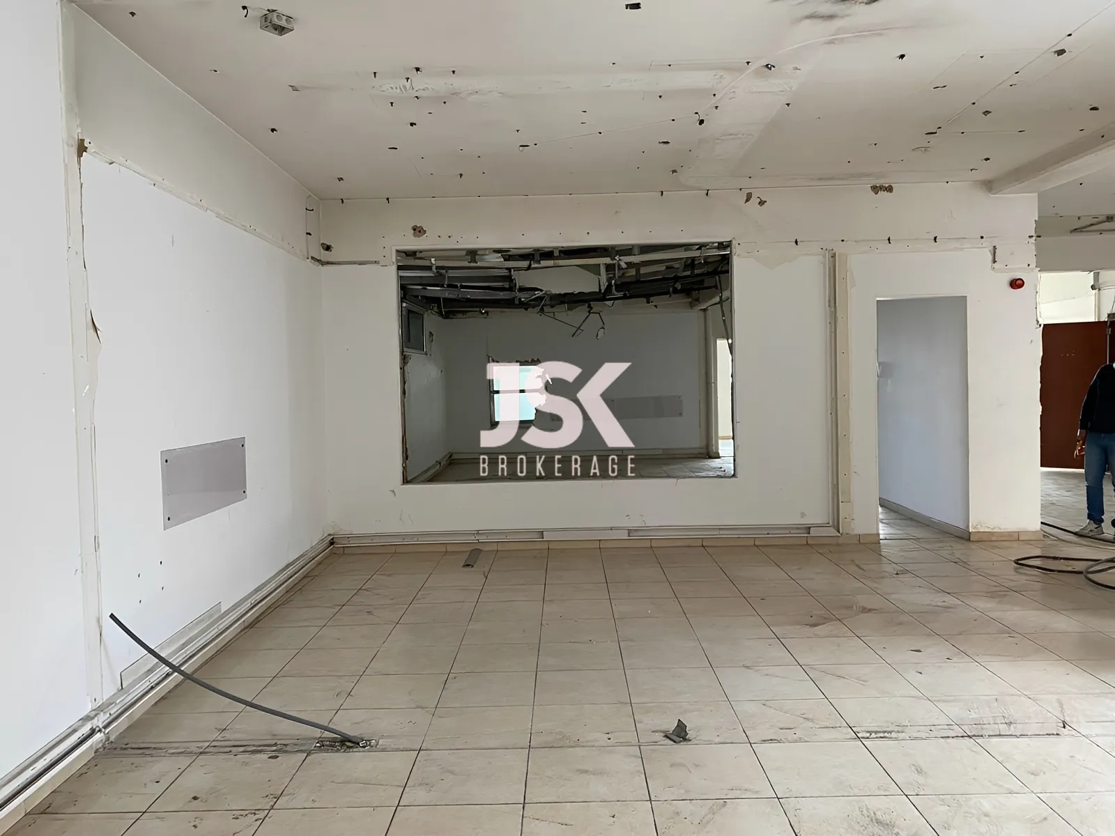 Office for Rent in Achrafieh