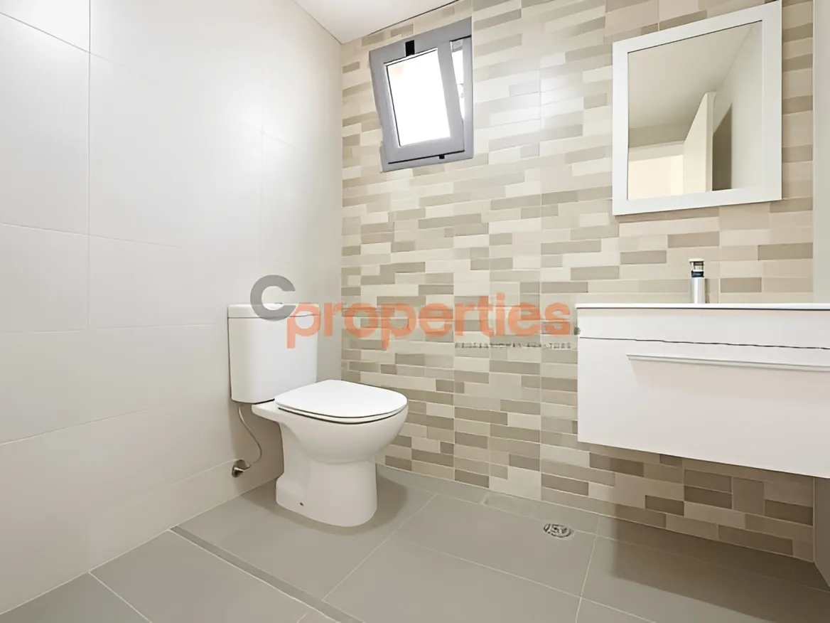 Apartment for Sale in Haret Sakher