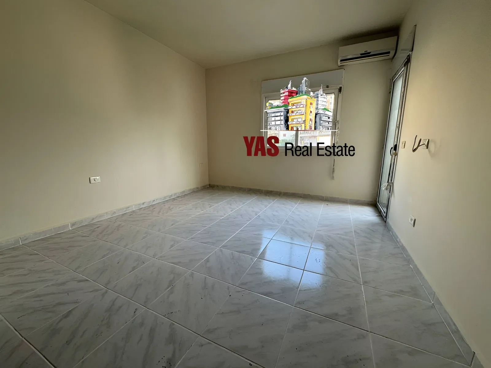 Apartment for Sale in Adonis - 3 bed, 3 bath