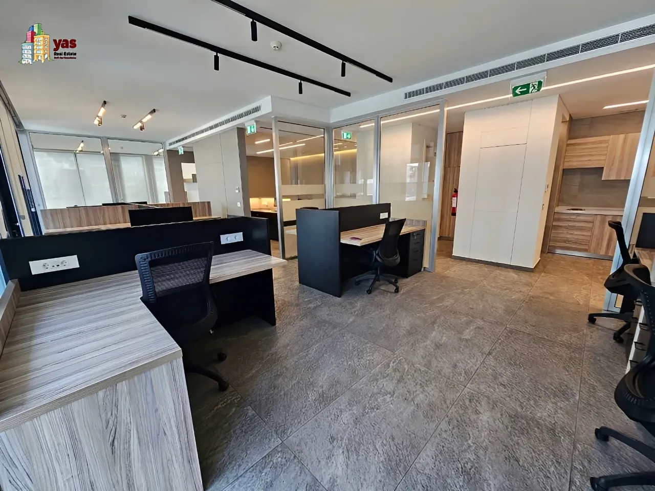 Office for rent in Dbayeh
