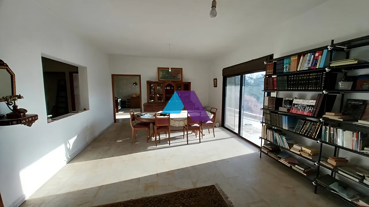 Villa for Sale in Beit Meri