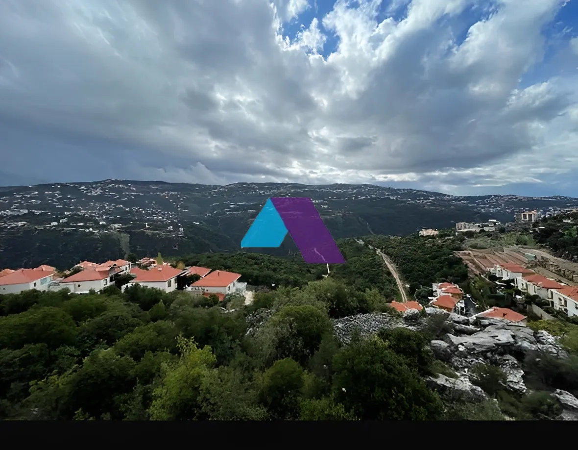 Villa for Sale in Ajaltoun - 4 bed, 5 bath