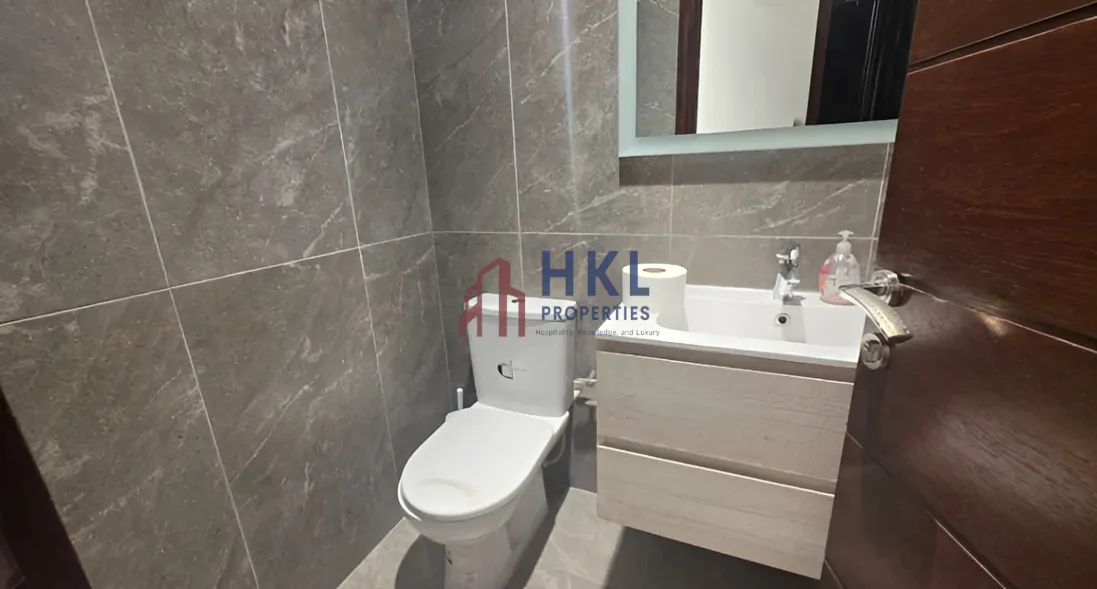 Office for rent in Sin El Fil