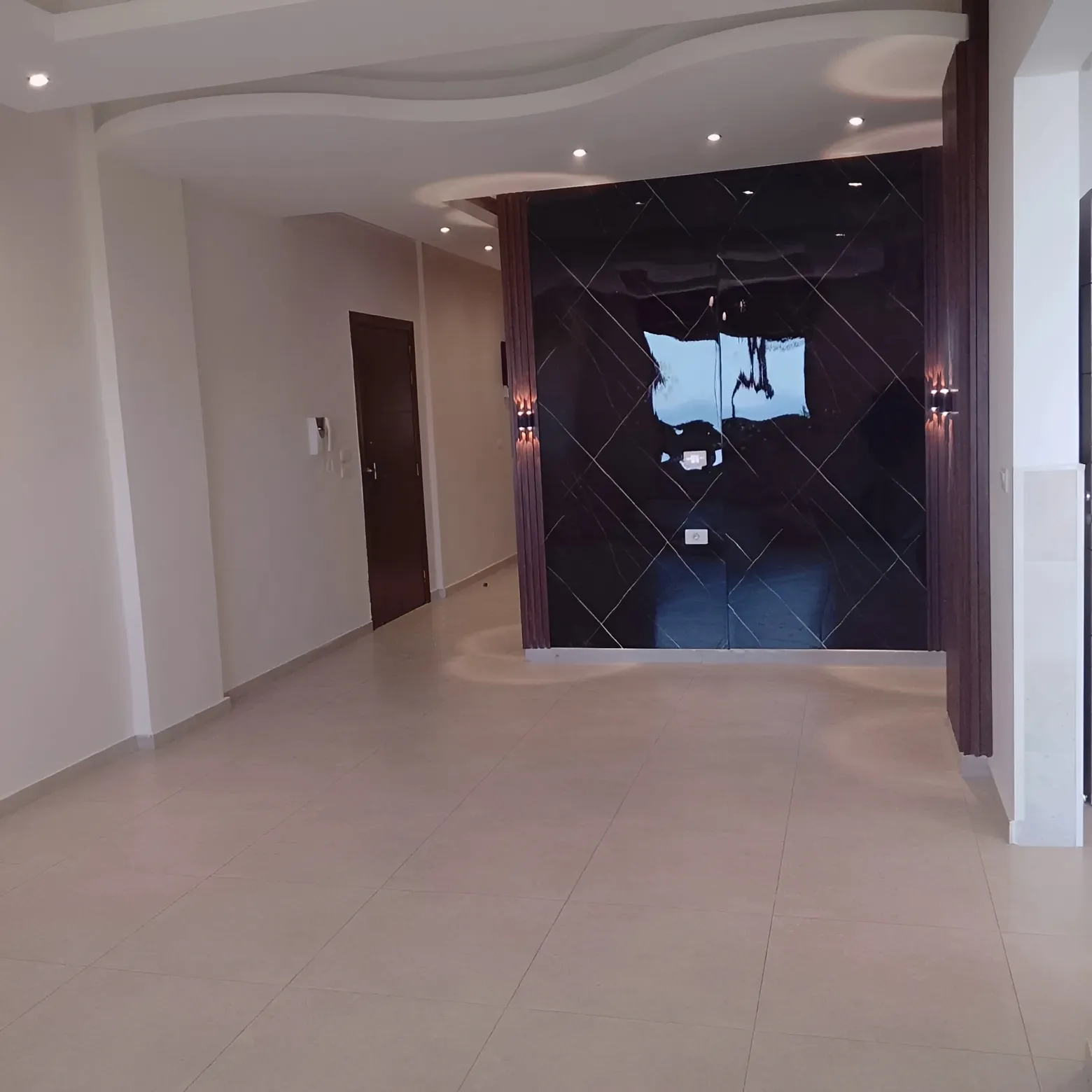Apartment for Sale in Halat