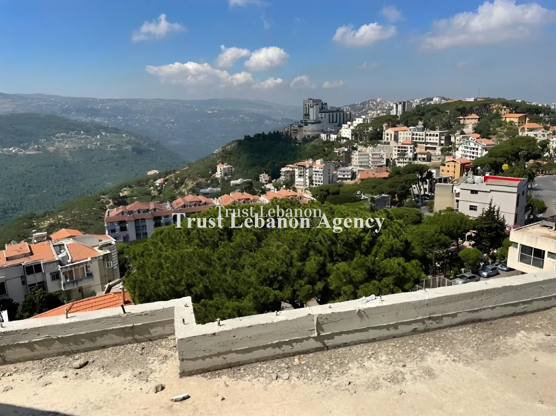 Building for sale in Broummana, Lebanon