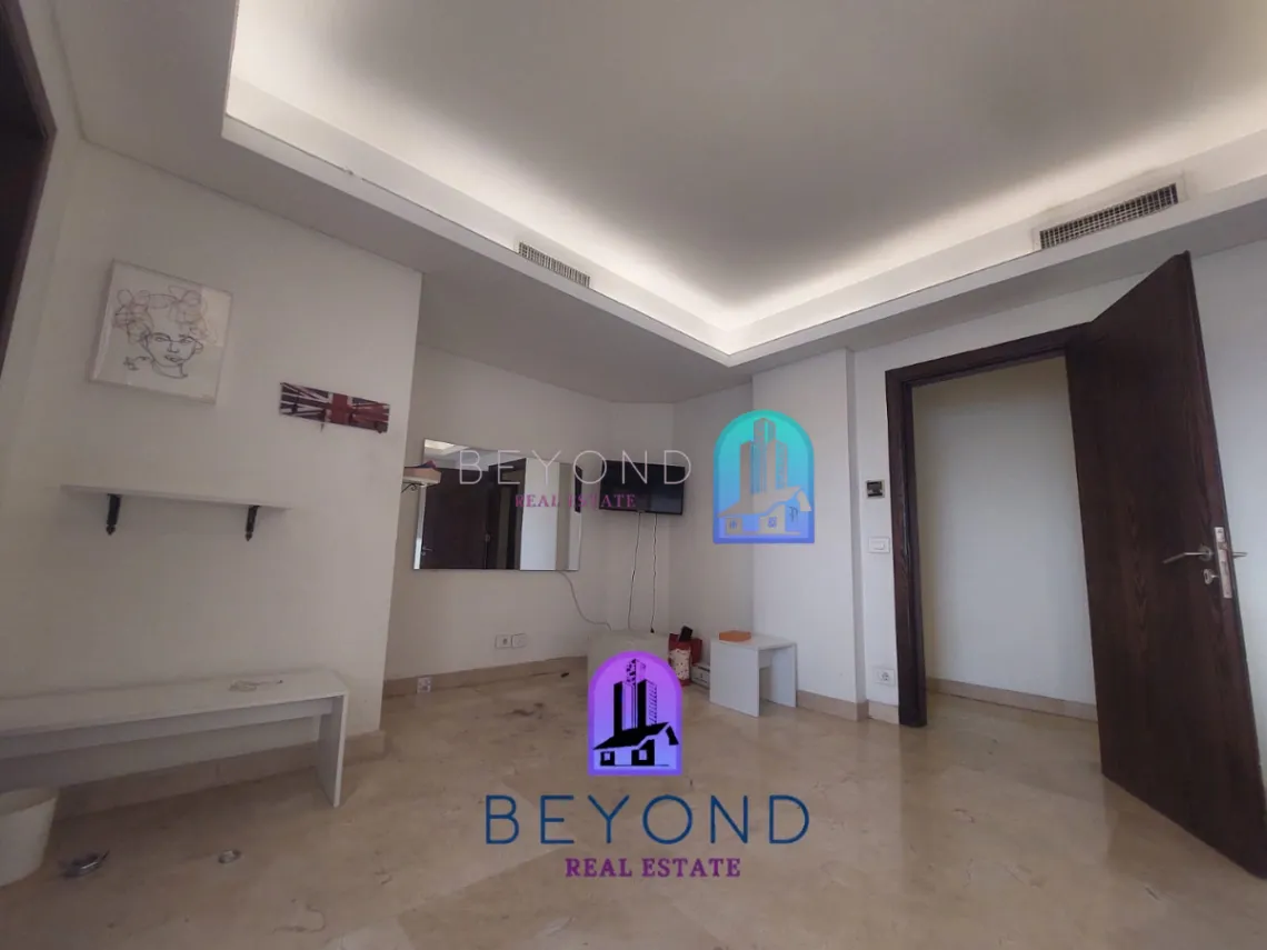 Apartment for sale in Ras Al Naba'a, Beirut, Lebanon