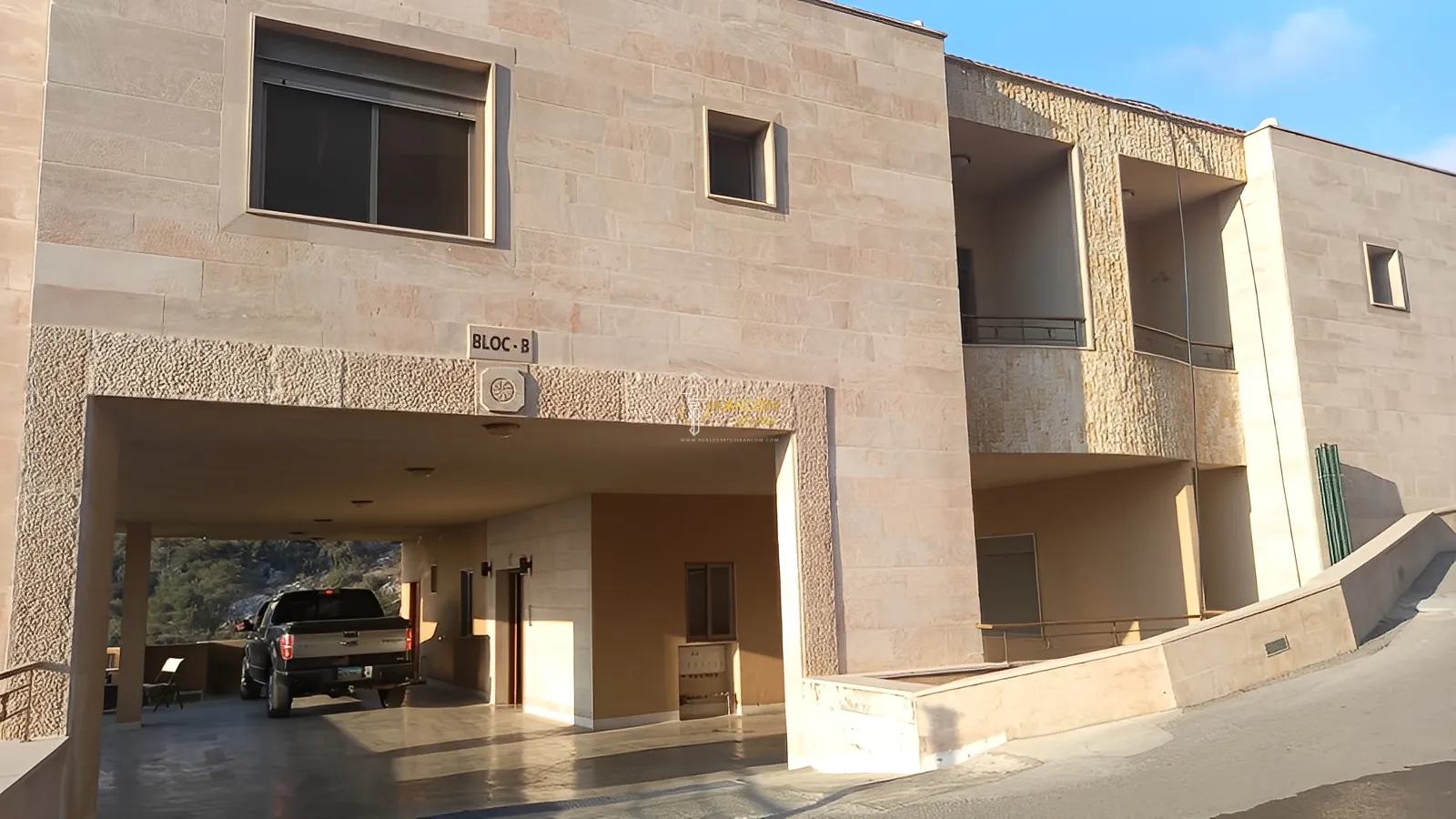 Apartment for Sale in Roumieh