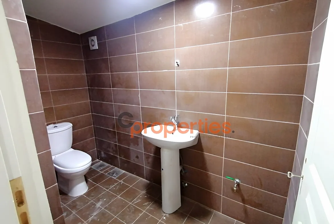 Shop for Rent in Halat