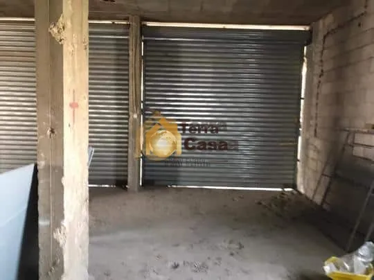 Shop for rent in Haouch el Omara, Lebanon
