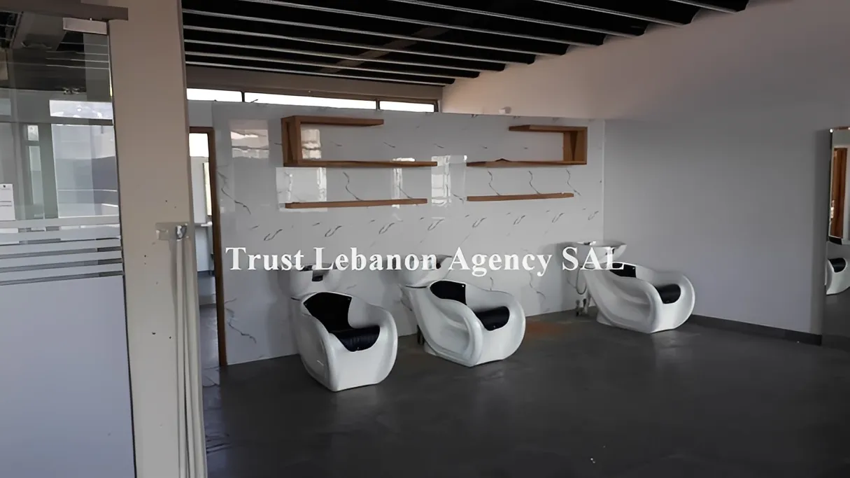 Shop for rent in Baabda, Kfarchima
